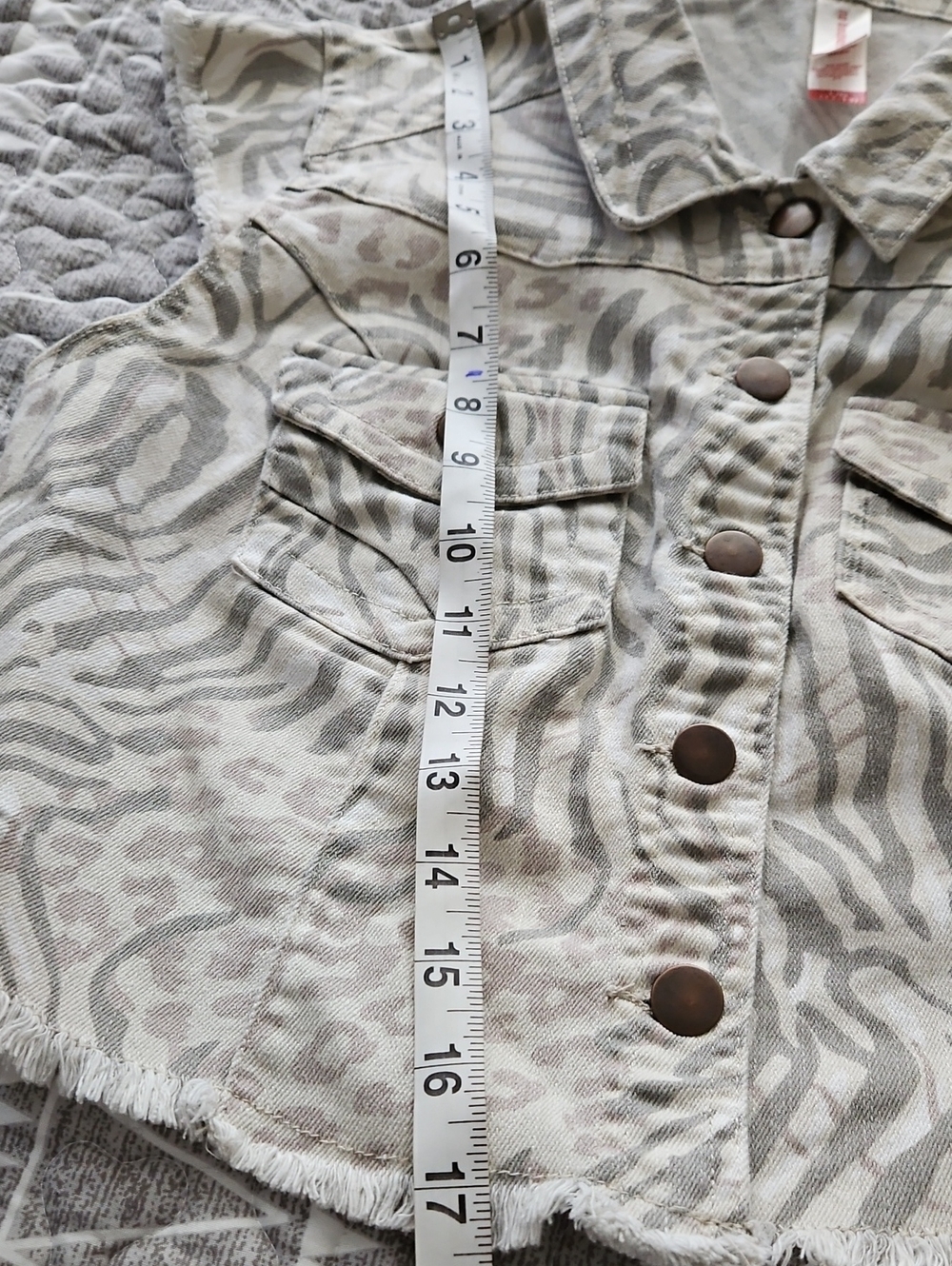 Denim Chopped Vest - Picture 11 of 12